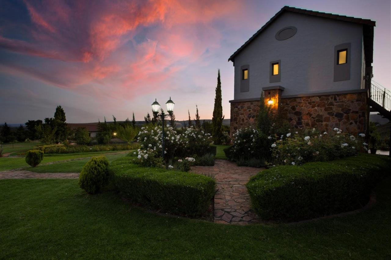 ライデンバーグ Mount High Luxury Country Estateヴィラ エクステリア 写真